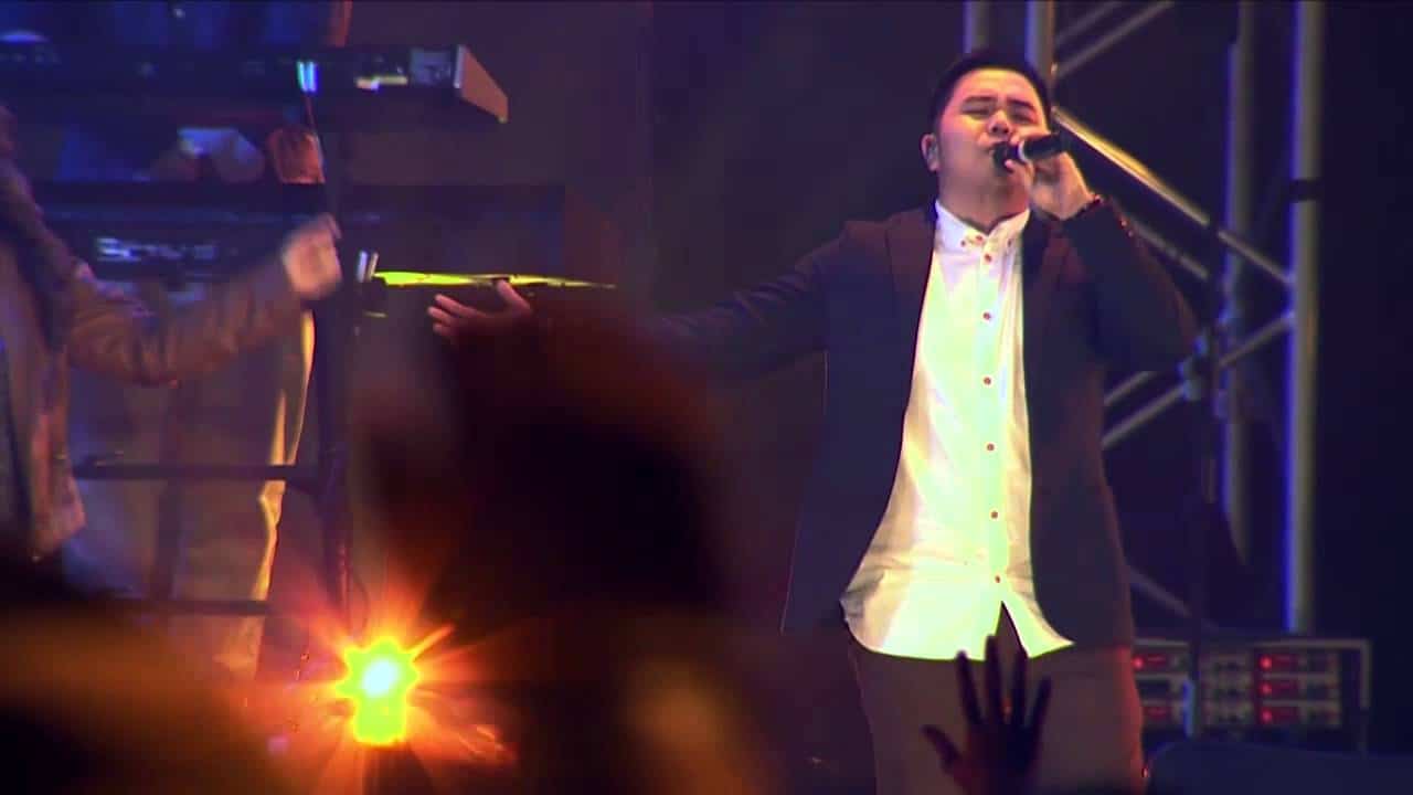 Holy holy holy 8211 one live at the kasablanka jz4lu1g miq